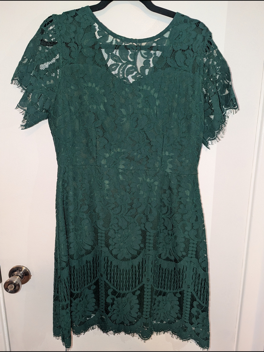 Emerald Green Lace Cocktail Dress
